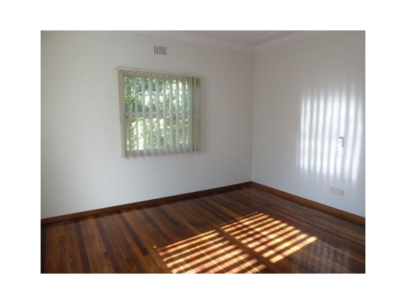 44 Carrisbrook Avenue, Punchbowl NSW 2196