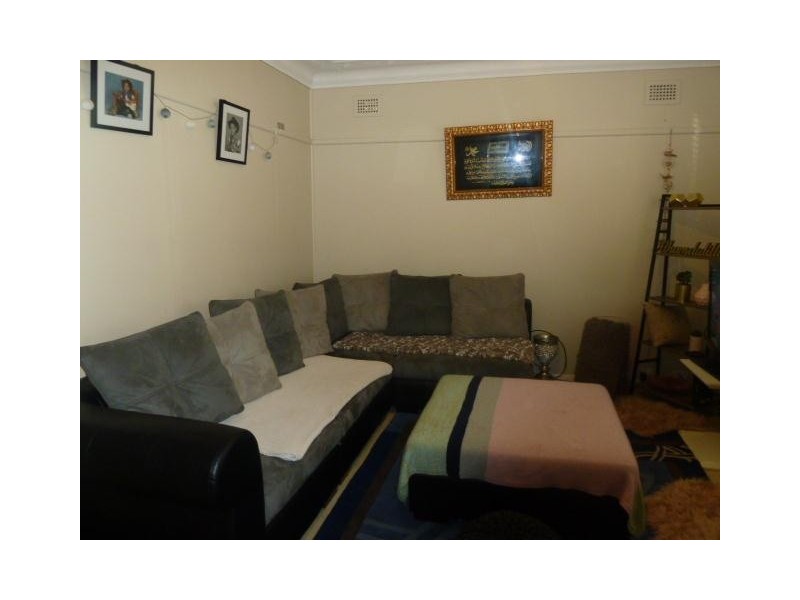 142 Mimosa Road, Greenacre NSW 2190