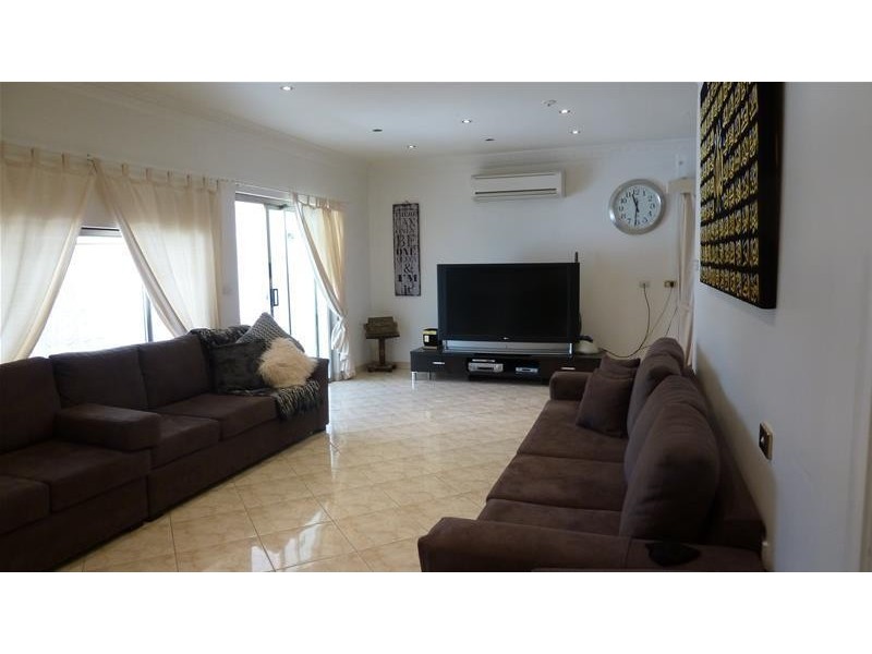 139 Banksia Road, Greenacre NSW 2190