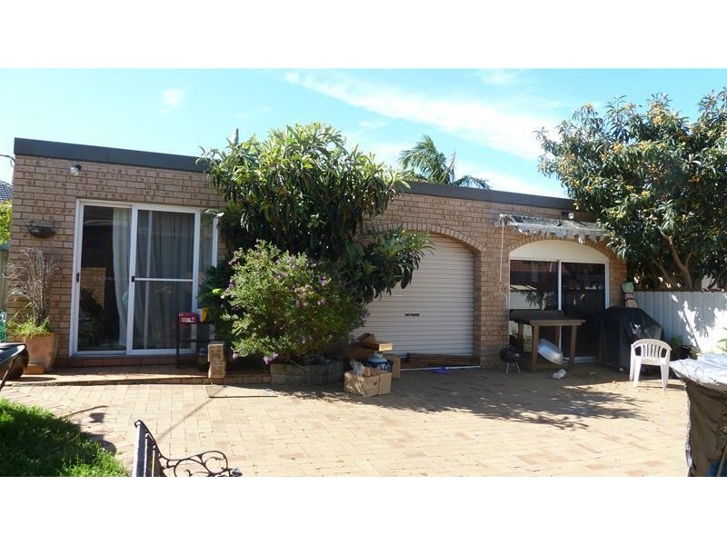 4  Buckland Street, Greenacre NSW 2190