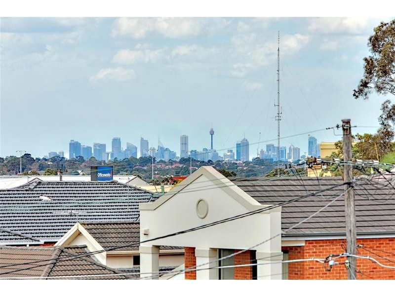 38 REA Street, Greenacre NSW 2190