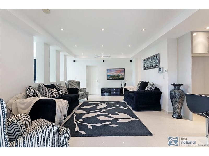 38 REA Street, Greenacre NSW 2190