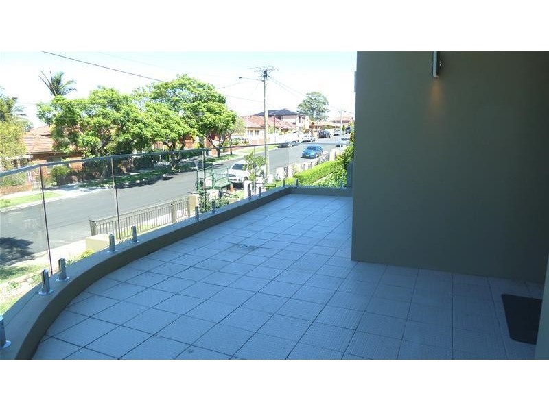 1 Nockolds Avenue, Punchbowl NSW 2196