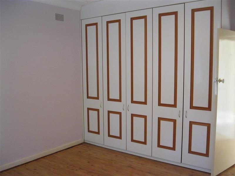 80 Macquarie Street, Greenacre NSW 2190