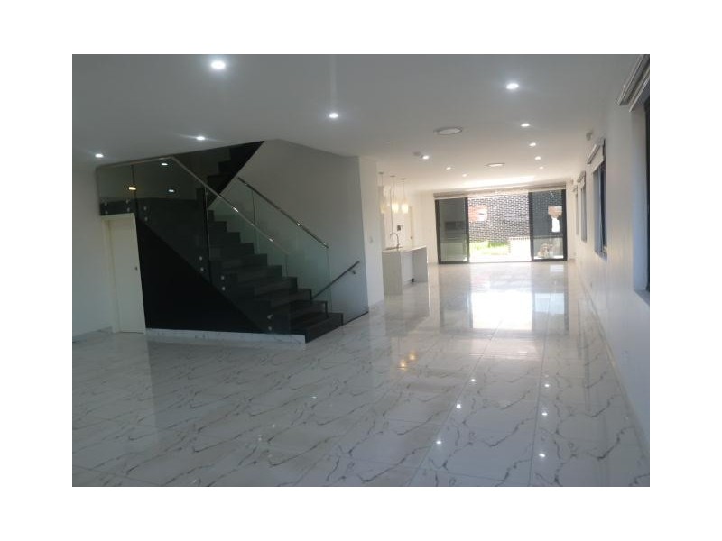 3 Napoleon Road, Greenacre NSW 2190