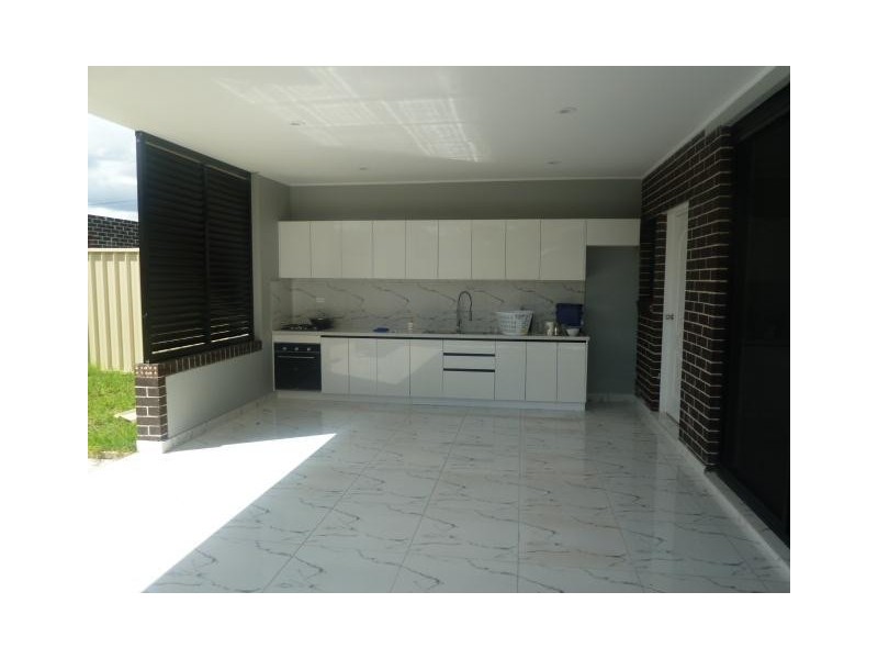 3 Napoleon Road, Greenacre NSW 2190