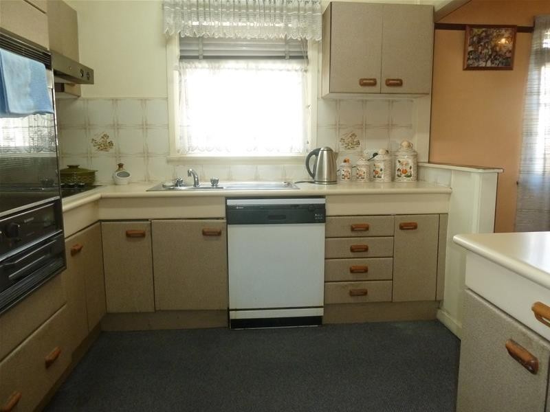 313 Noble Avenue, Greenacre NSW 2190