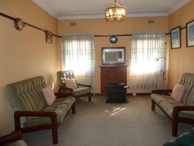 313 Noble Avenue, Greenacre NSW 2190