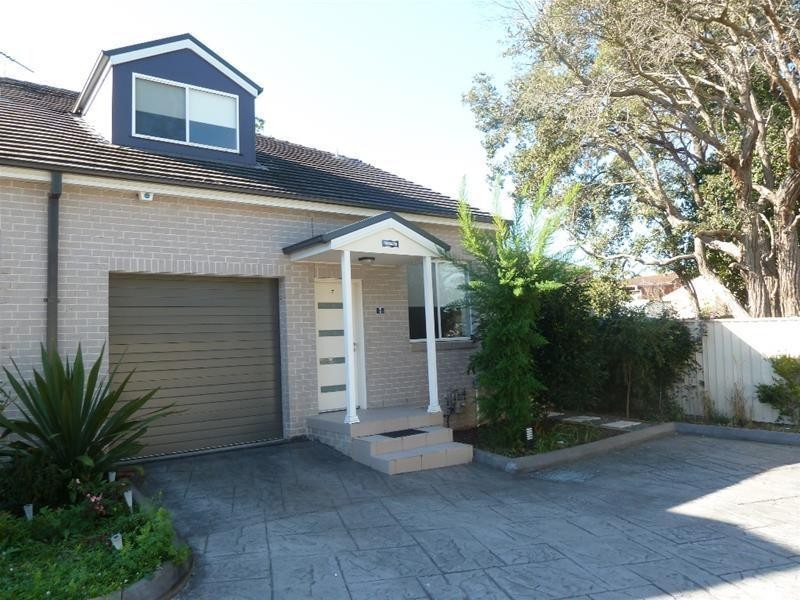 7/29 Gosling Street, Greenacre NSW 2190