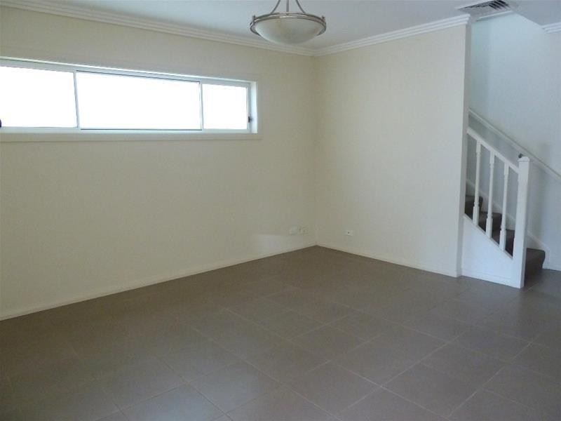 7/29 Gosling Street, Greenacre NSW 2190