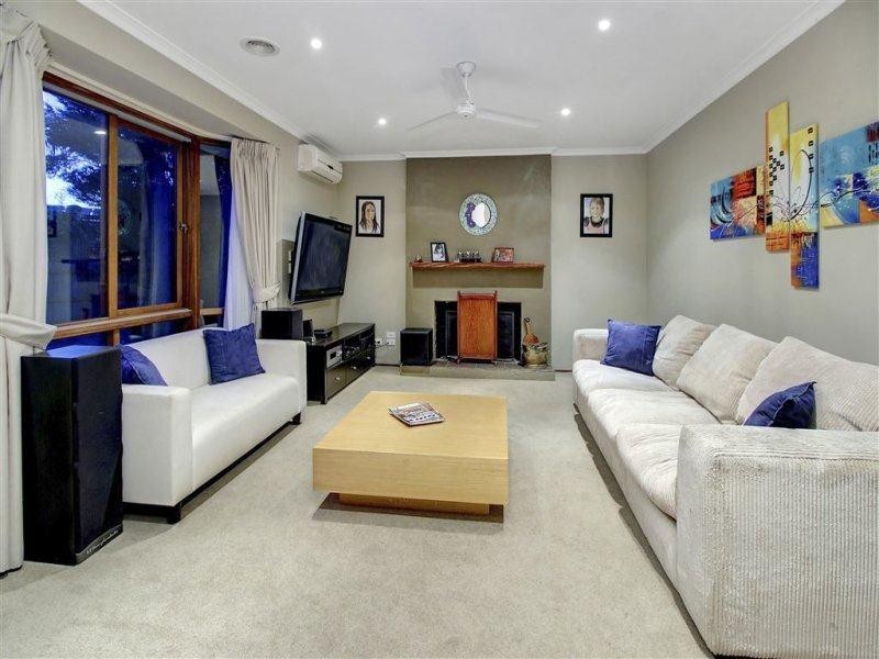 12 Andrew Place, Mornington VIC 3931