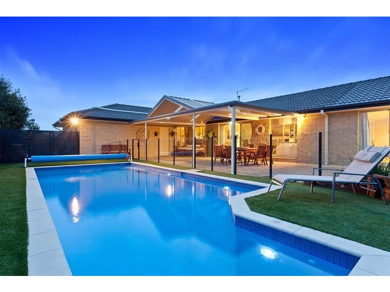 17 Veda Avenue, Mount Martha VIC 3934