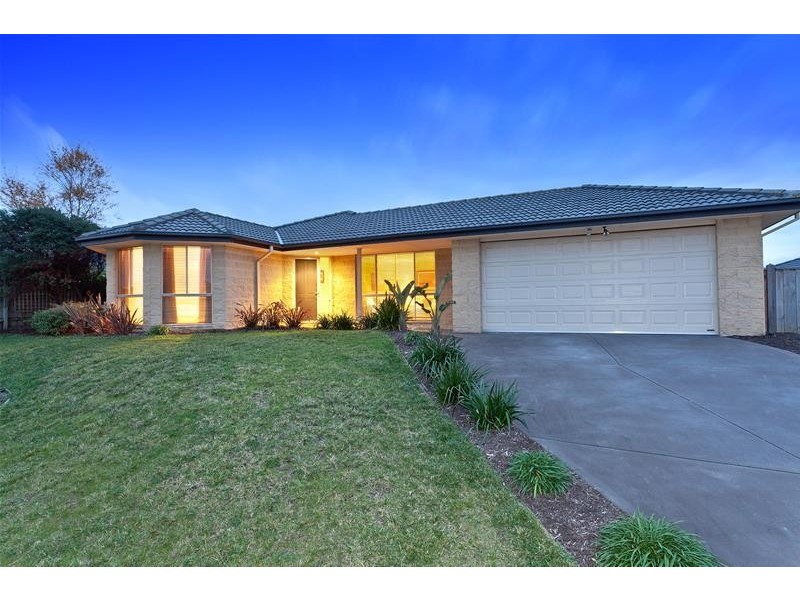 17 Veda Avenue, Mount Martha VIC 3934