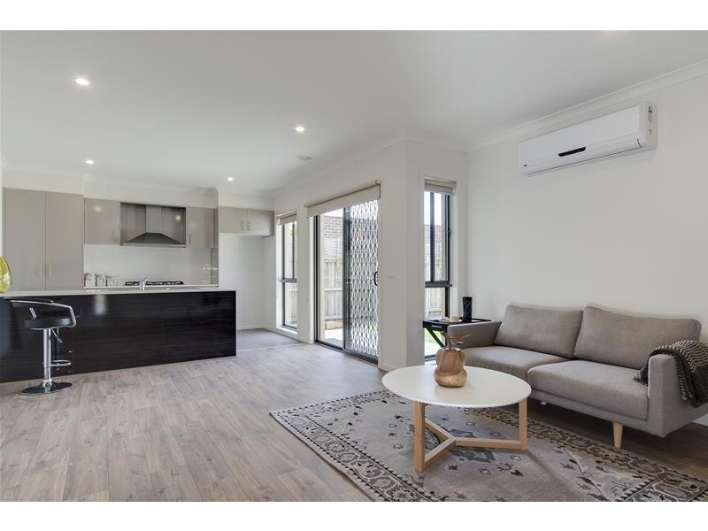 10/10 Maxwell Street, Mornington VIC 3931