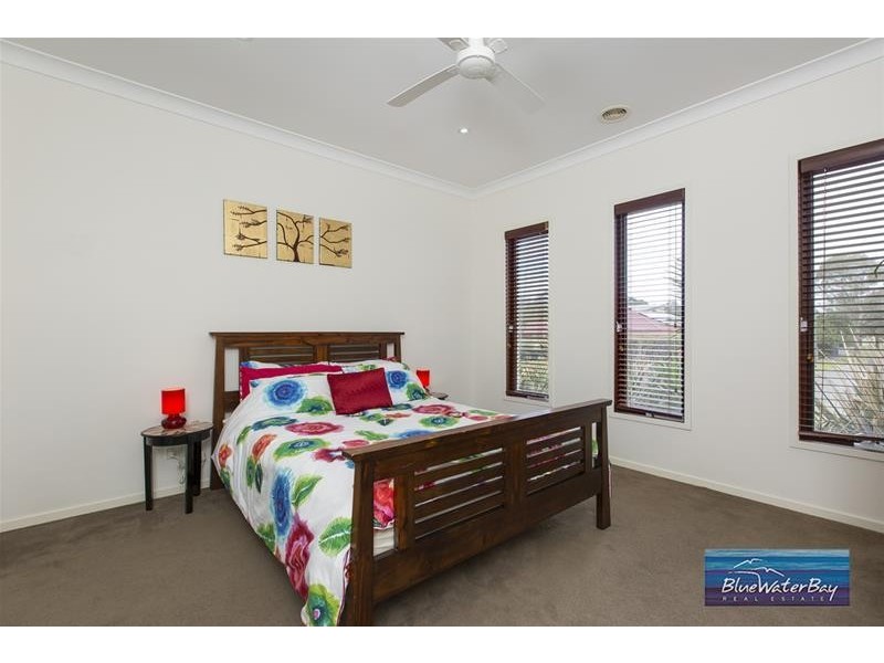 28 Dorothy Crescent, Mornington VIC 3931