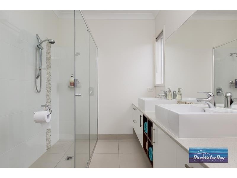 28 Dorothy Crescent, Mornington VIC 3931