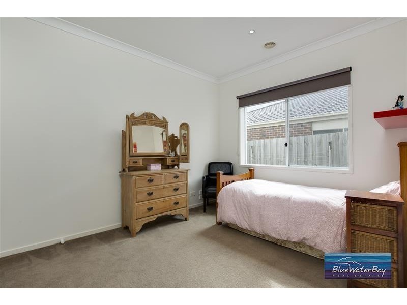 28 Dorothy Crescent, Mornington VIC 3931