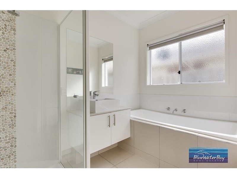 28 Dorothy Crescent, Mornington VIC 3931