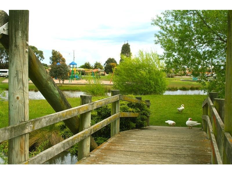 2 Ranch Court, Mornington VIC 3931