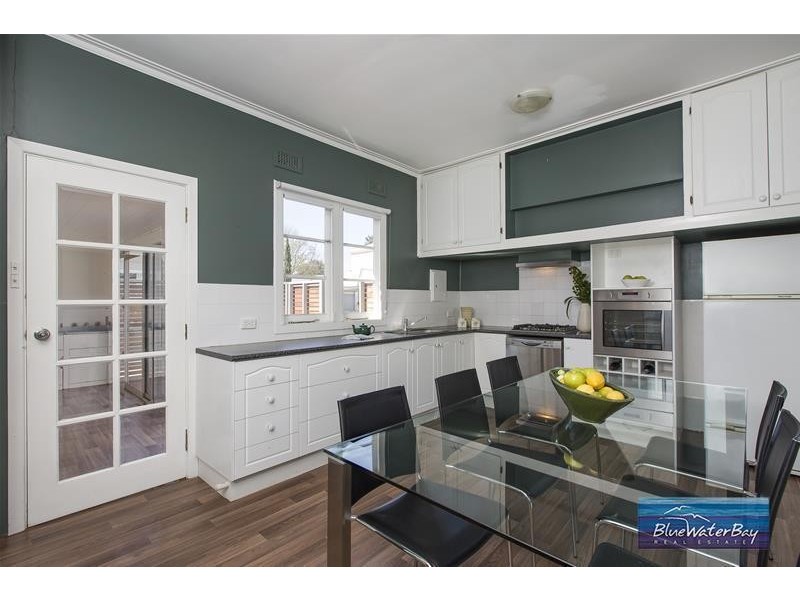 24 Kent Street, Mornington VIC 3931