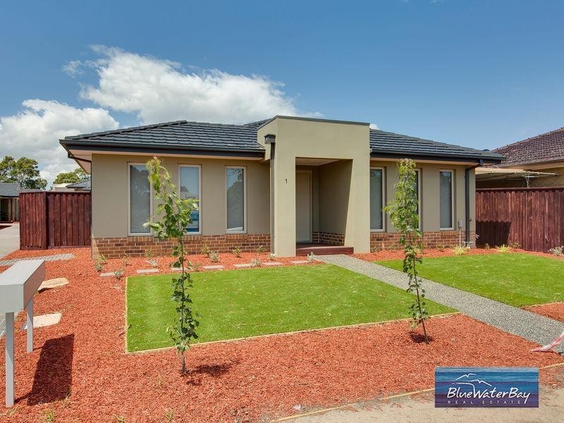 1.10 Maxwell Street, Mornington VIC 3931