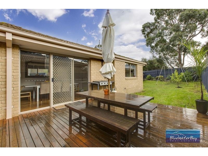 2/15 Coimadai Court, Mornington VIC 3931