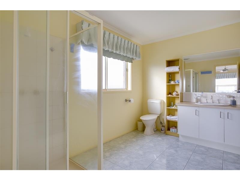 14 Port Phillip Drive, Mornington VIC 3931