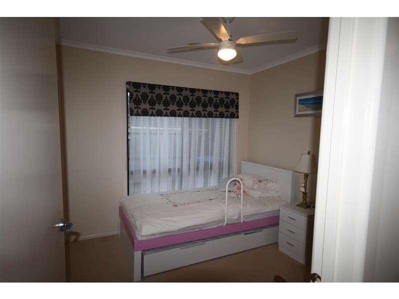 12/1 Green Island Avenue, Mount Martha VIC 3934