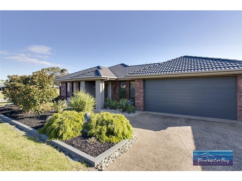 1 Fiona Court, Mount Martha VIC 3934