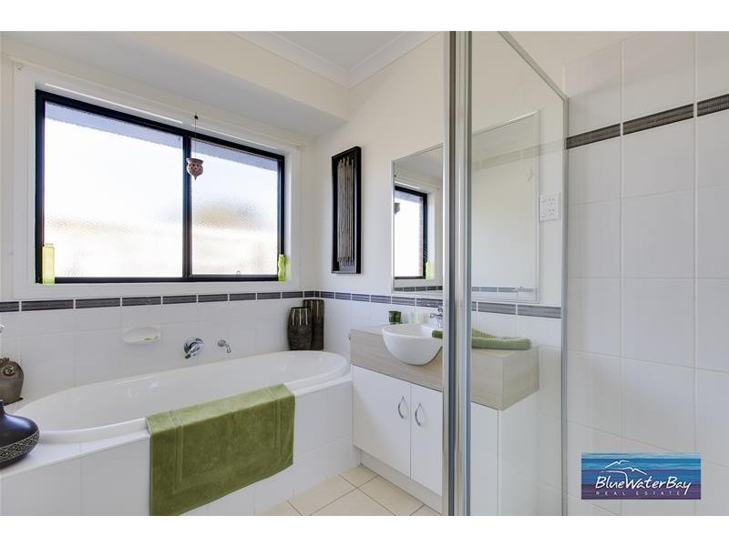 1 Fiona Court, Mount Martha VIC 3934