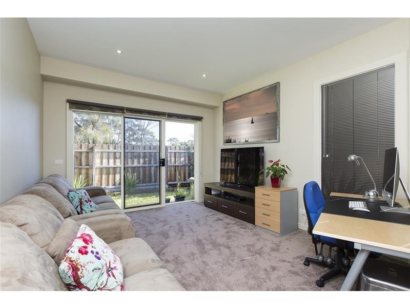 3/4 Hakea Drive, Mount Martha VIC 3934