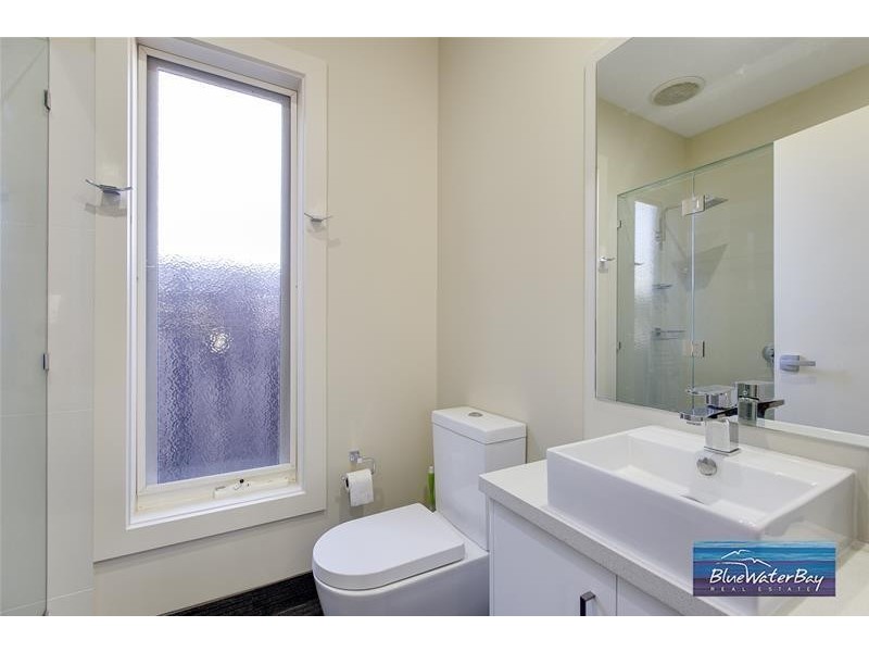 3/4 Hakea Drive, Mount Martha VIC 3934