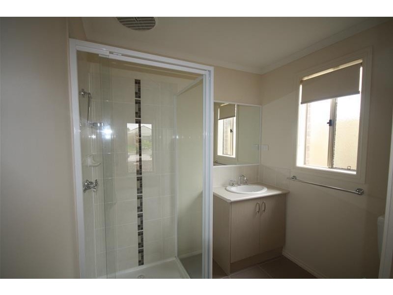 2 Ruby Cove, Mornington VIC 3931