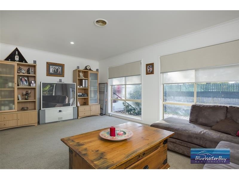 22 Ellinbank Crescent, Mornington VIC 3931