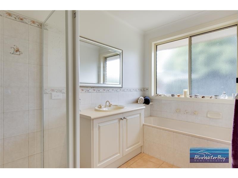 83 St Mitchells Circuit, Mornington VIC 3931