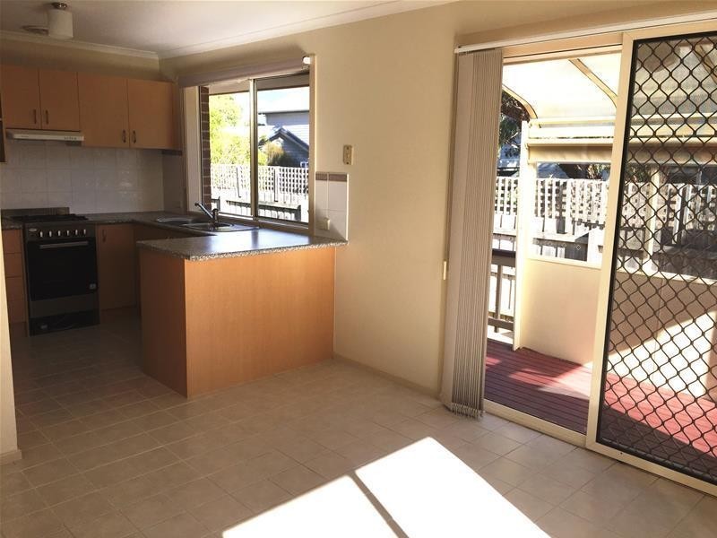 4/7-9 Carol Street, Mornington VIC 3931