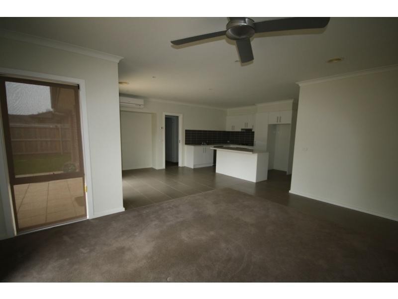 24/300 High Street, Hastings VIC 3915