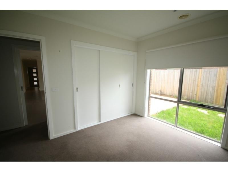 24/300 High Street, Hastings VIC 3915