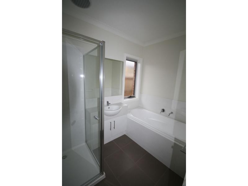 24/300 High Street, Hastings VIC 3915