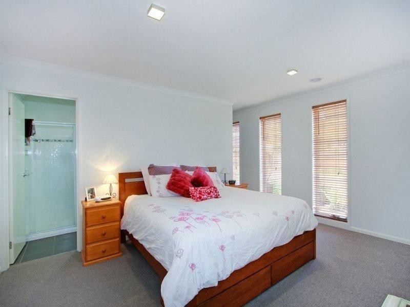 7 Vine Street, Mount Martha VIC 3934