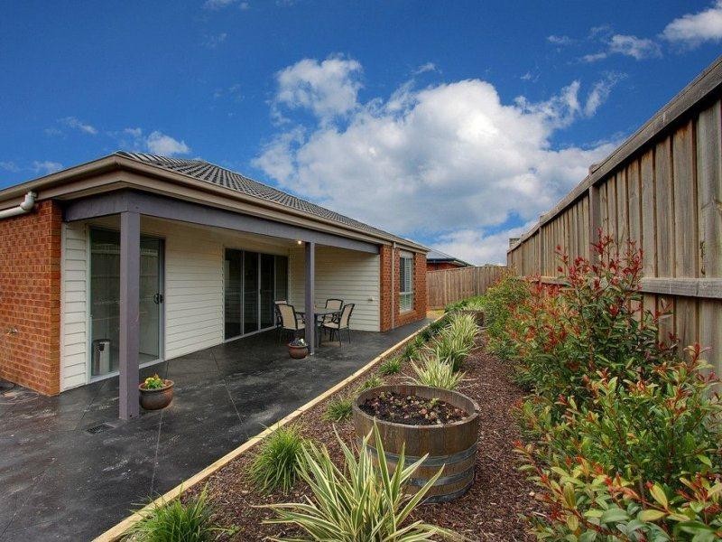 7 Vine Street, Mount Martha VIC 3934