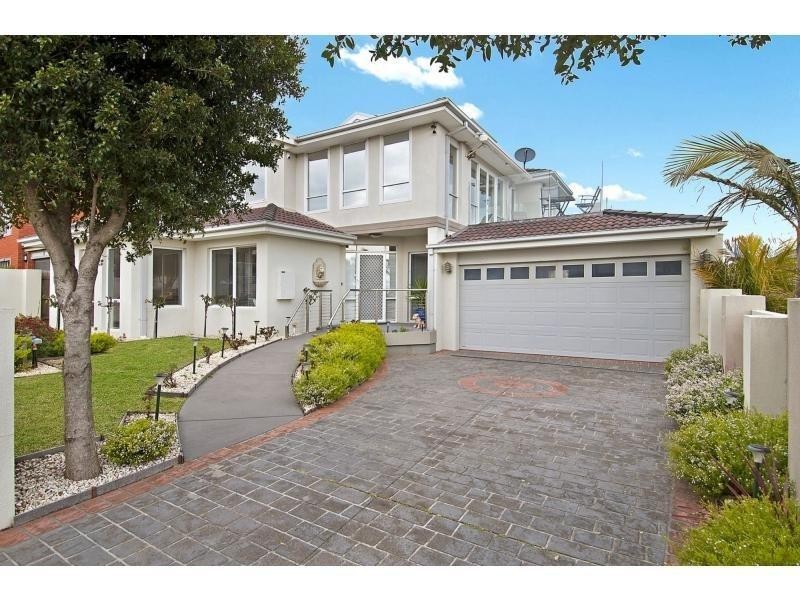 17 Port Phillip Drive, Mornington VIC 3931