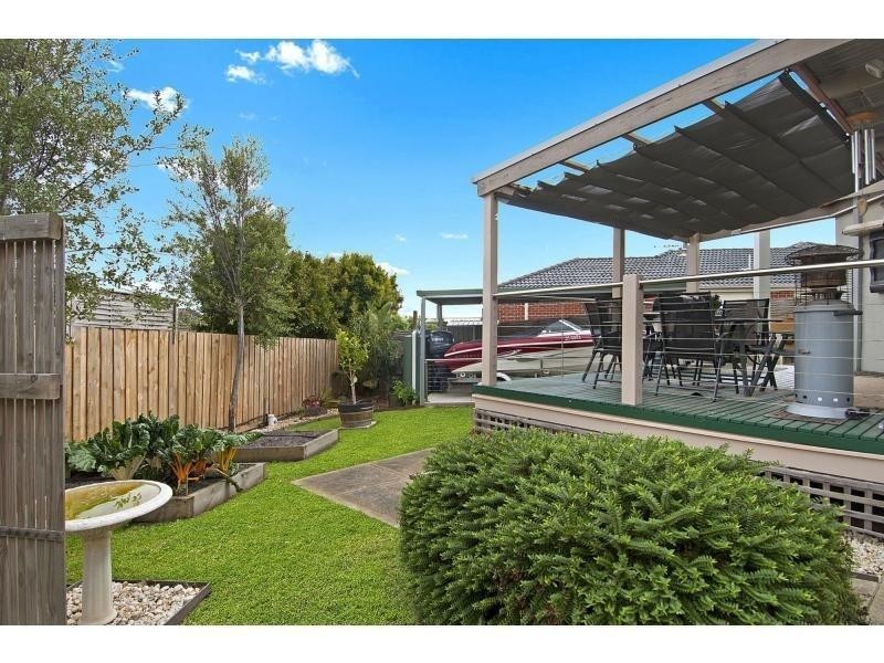 17 Port Phillip Drive, Mornington VIC 3931