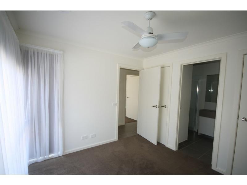 3/7 Wood Street, Mornington VIC 3931