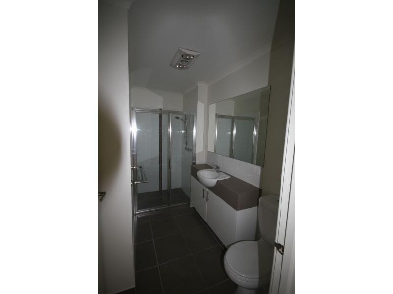 3/7 Wood Street, Mornington VIC 3931