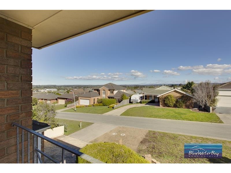 6 Kenworthy Rise, Mornington VIC 3931