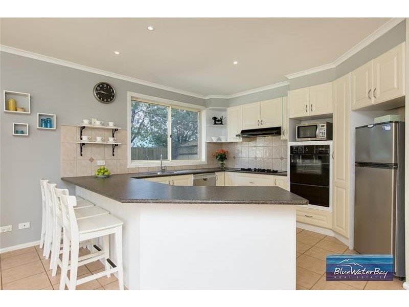 6 Kenworthy Rise, Mornington VIC 3931