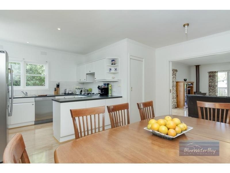 6 Morrisons Avenue, Mount Martha VIC 3934