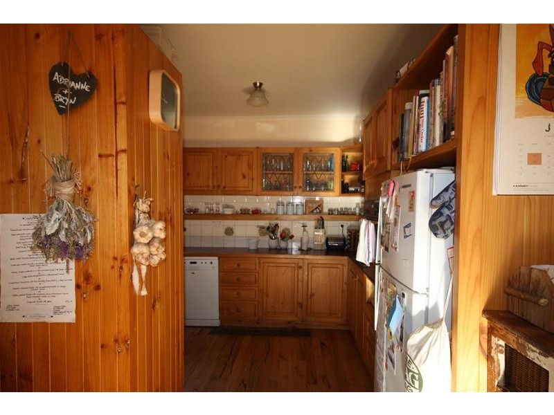 16 Moomba Street, Mornington VIC 3931