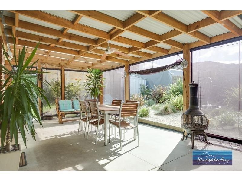 11 Chadacre Place, Mornington VIC 3931